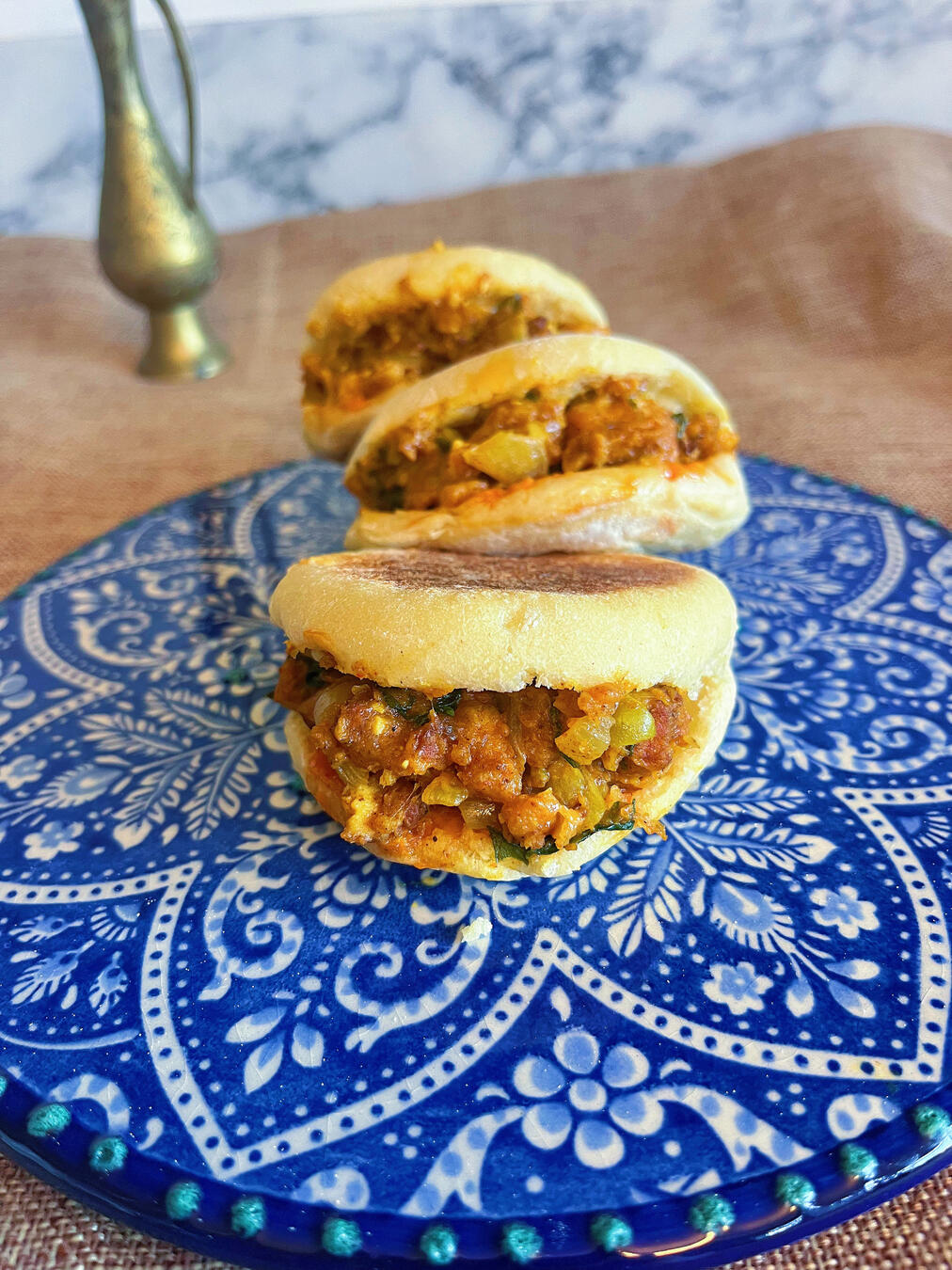 Olive &amp; tofu batbouts