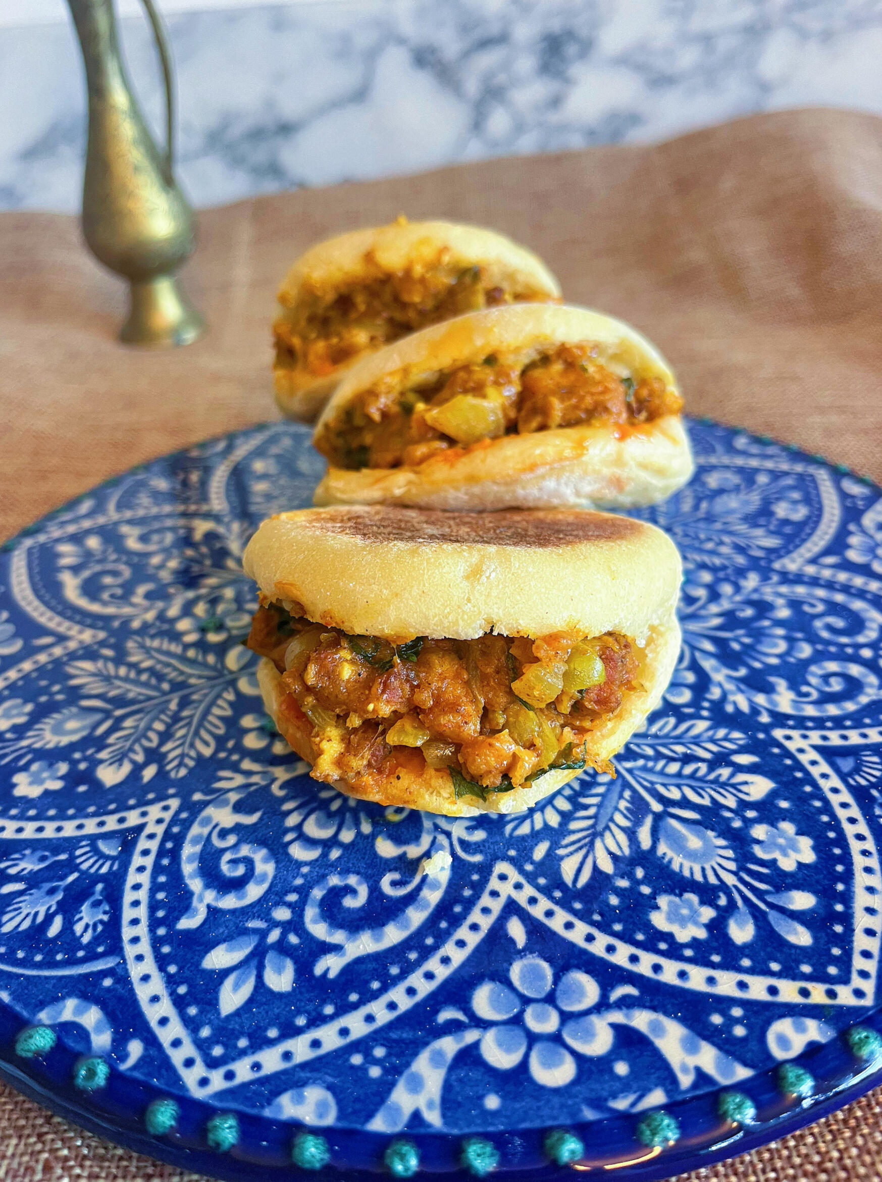 Olive & tofu batbouts